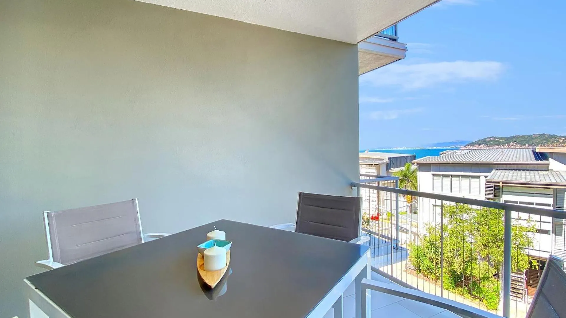 1 Bright Point Apartment 1407 耐莉湾